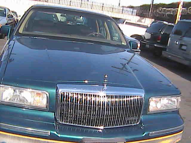 97+lincoln+town+car+lowrider