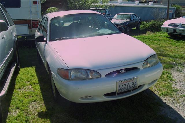 1998 Ford Escort for sale