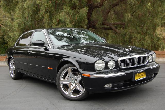 2005 Jaguar XJ8