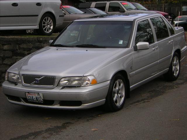2000 Volvo S70 for sale