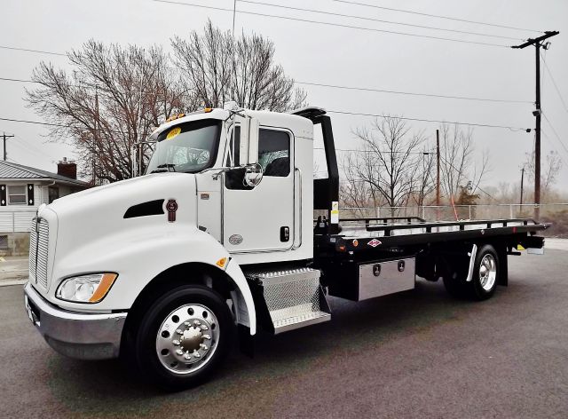 2014 Kenworth T270 Rollback