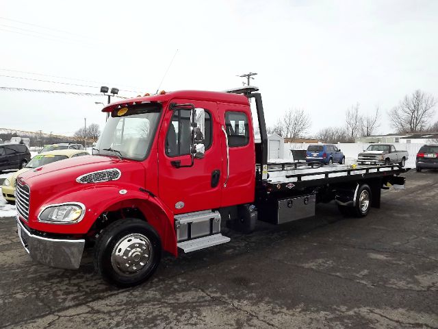 2013 Freightliner M2 Ext. Cab Rollback
