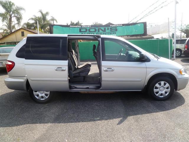 2007 Chrysler Town & Country for sale