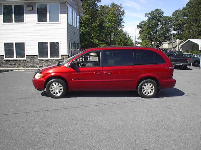 2001 Chrysler Town and Country for sale