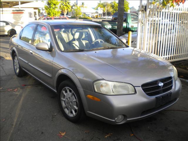 2000 Nissan Maxima for sale