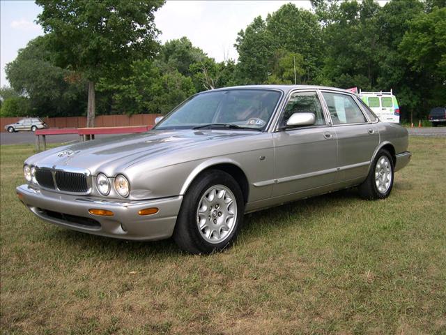1999 Jaguar XJ8 for sale
