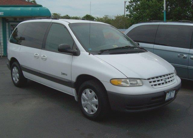 1998 Plymouth Voyager for sale