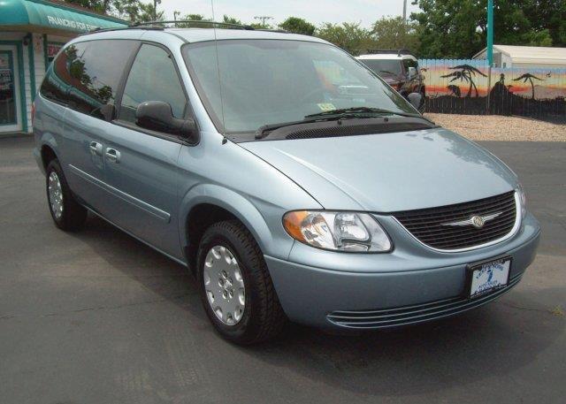 2004 Chrysler Town & Country for sale