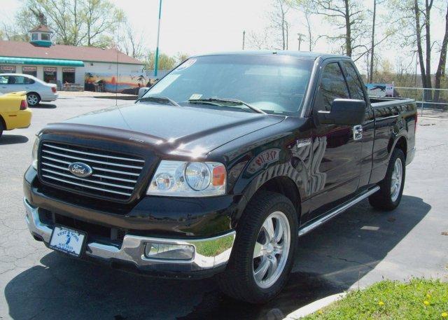 2004 Ford F 150 REG CAB XLT for sale