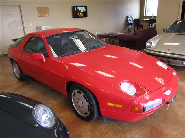 1988 Porsche 928 for sale