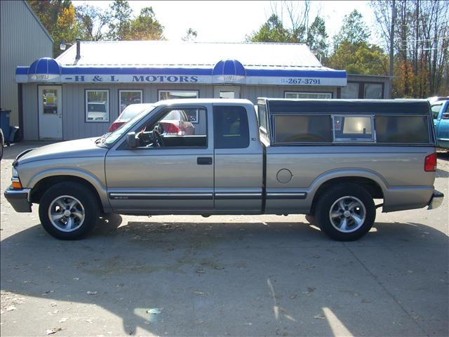 2003 Chevrolet S10 for sale