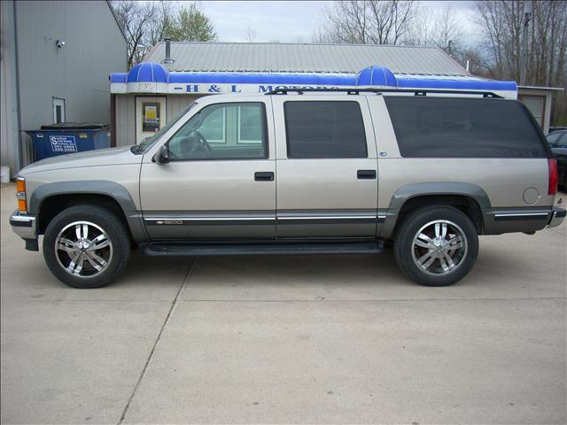 1999 Chevrolet Suburban for sale