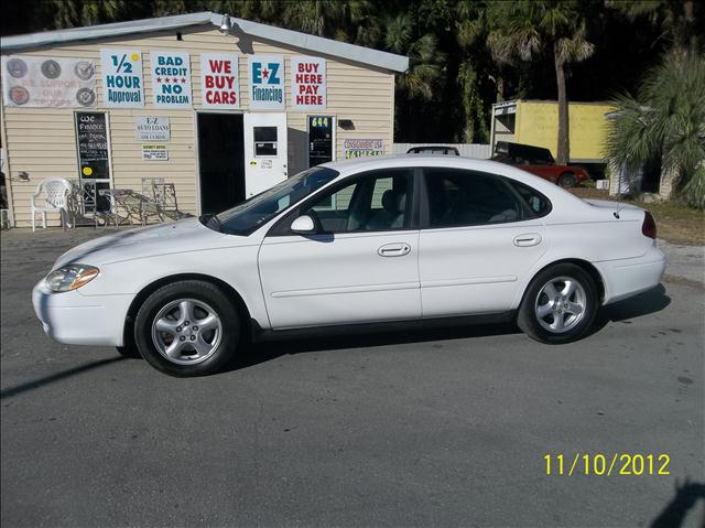 2002 Ford Taurus