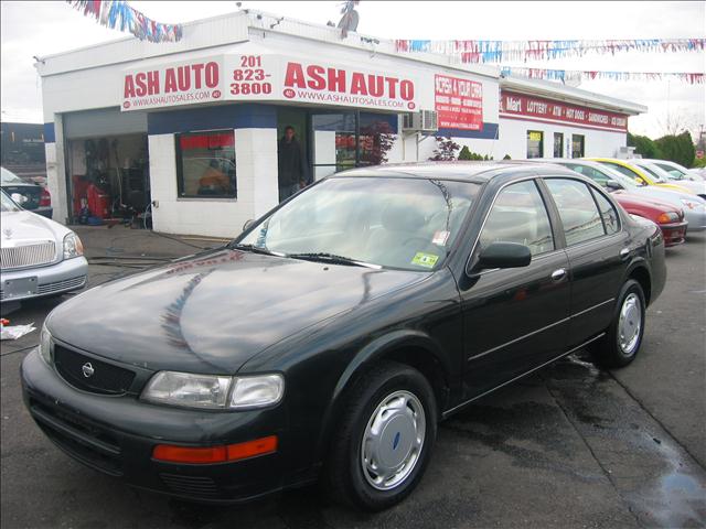 1996 Nissan Maxima for sale