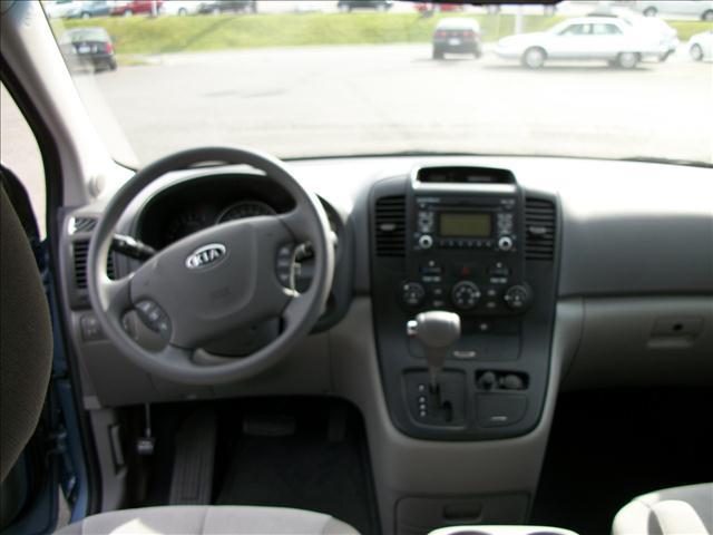 2012 Kia Sedona for sale
