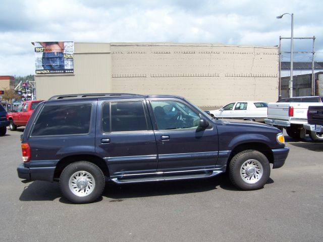 2000 Mercury Mountaineer for sale