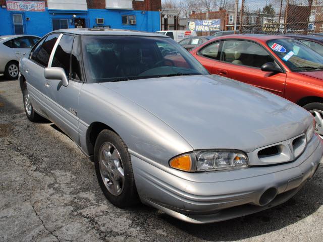 1998 Pontiac Bonneville for sale