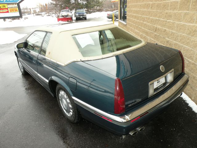 Photo 4 of 28