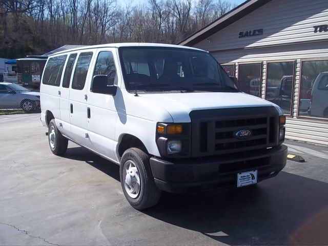 2009 Ford Econoline Wagon