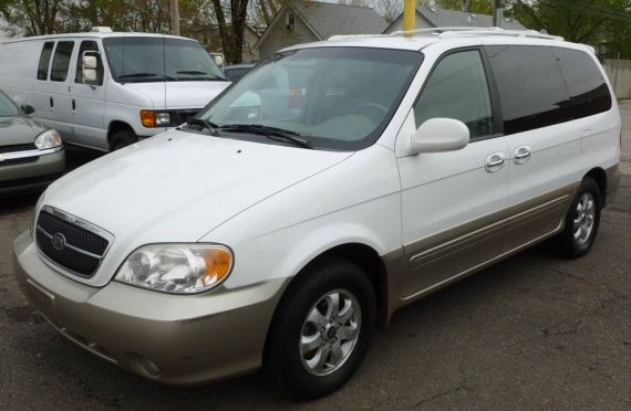 2004 Kia Sedona for sale