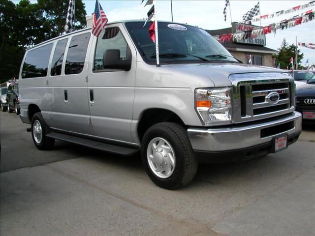 2008 Ford Econoline Wagon for sale