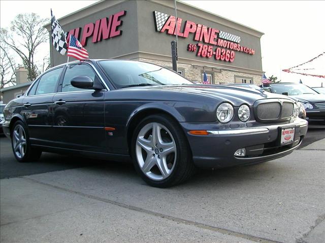 2005 Jaguar XJR for sale