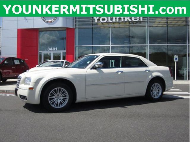 2010 Chrysler 300 for sale