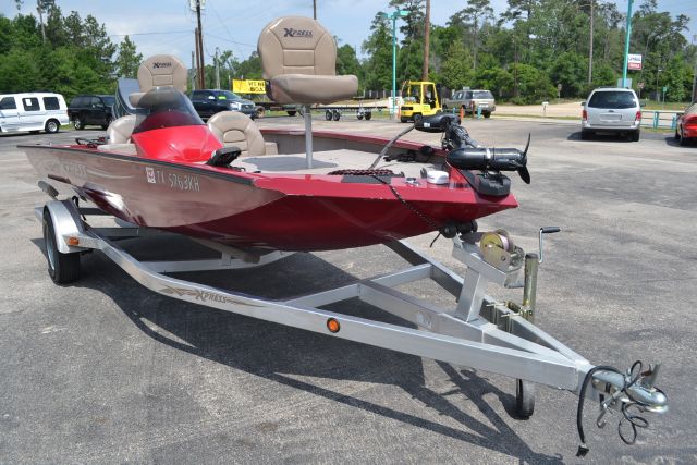 2006 Xpress  17'  for sale
