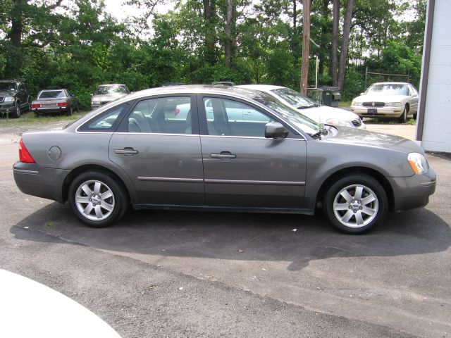 2005 Ford Five Hundred for sale