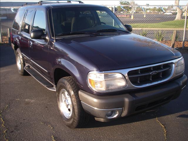 2000 Ford Explorer for sale