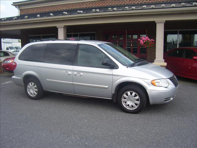 2007 Chrysler Town and Country for sale