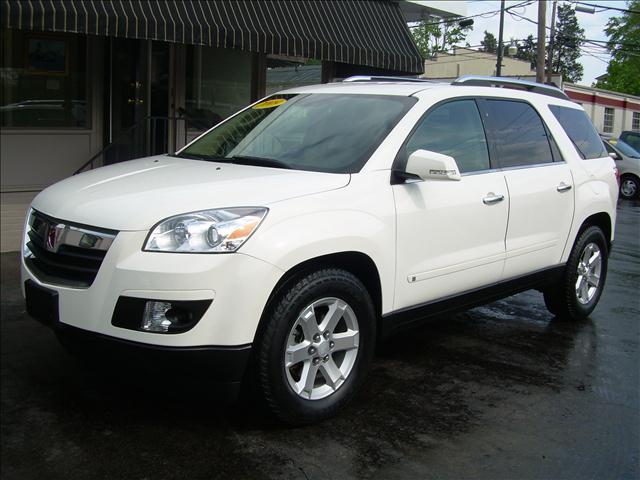 2009 Saturn Outlook for sale