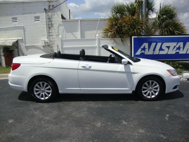 2012 Chrysler 200