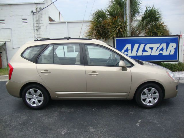 2007 Kia Rondo
