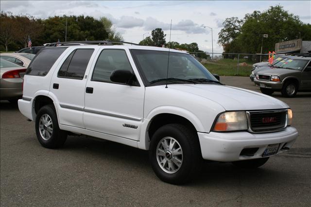 2001 GMC JIMMY SLE, white, clean ...
