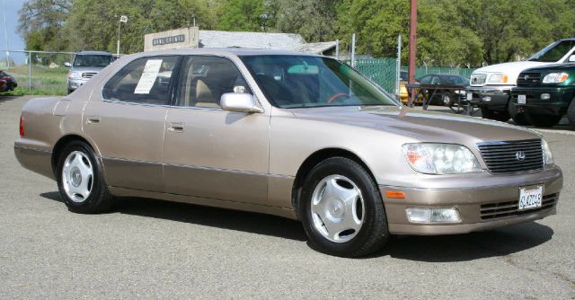1998 Lexus LS 400