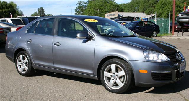 2008 VOLKSWAGEN JETTA SE, silver, ...