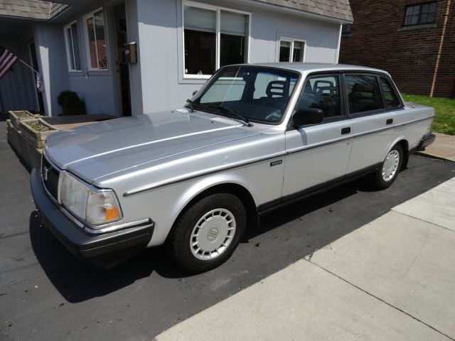 1993 Volvo 240 for sale