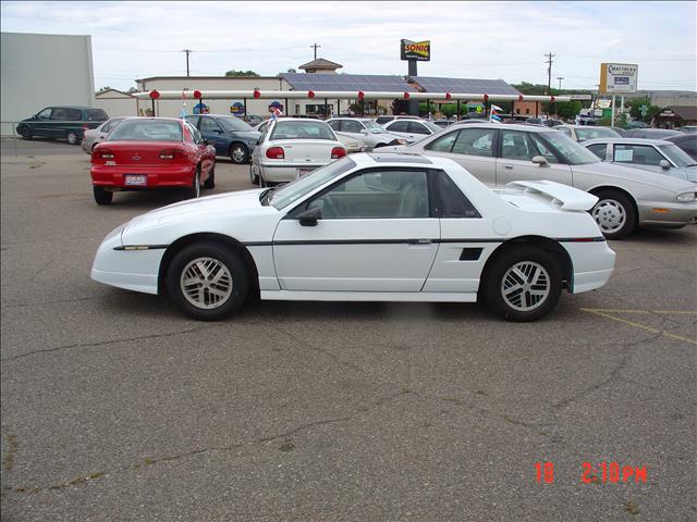 1986 Pontiac Fiero for sale