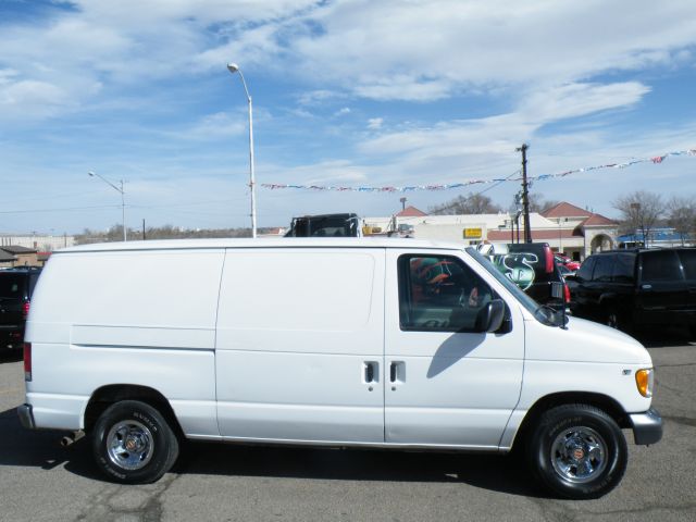 2000 Ford Econoline for sale
