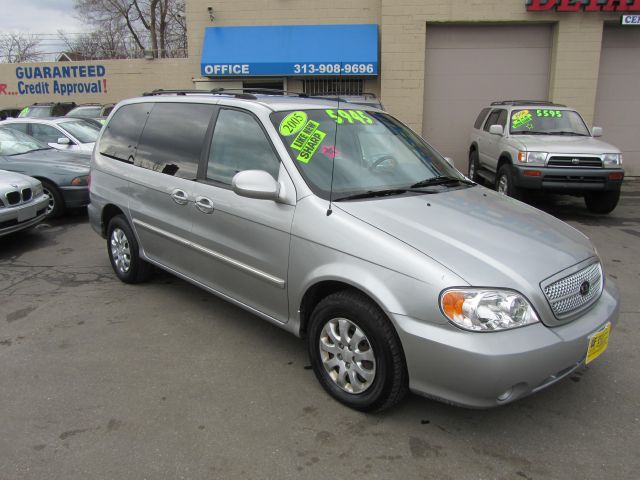 2005 Kia Sedona for sale