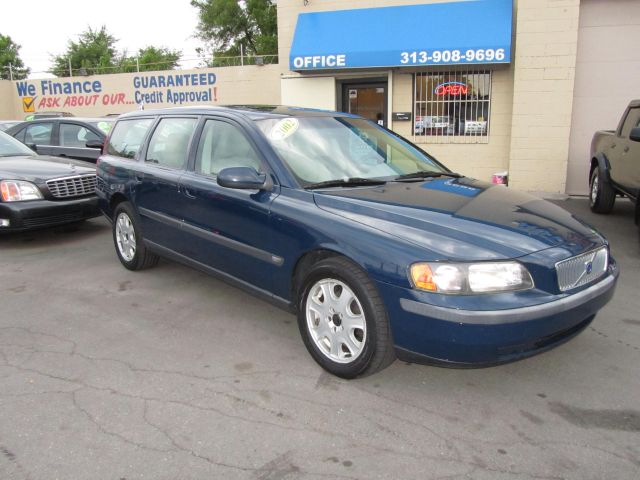 2002 Volvo V70 for sale