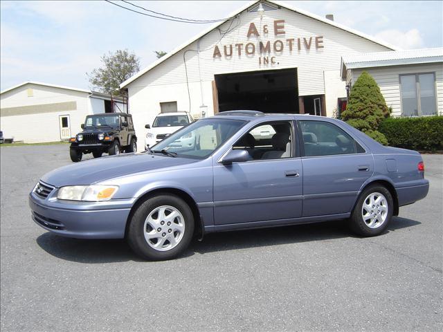 2000 Toyota Camry