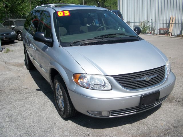 2003 Chrysler Town and Country for sale