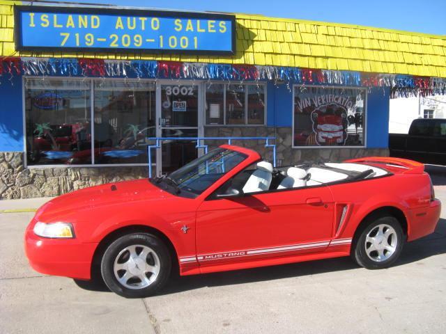 2000 Ford Mustang