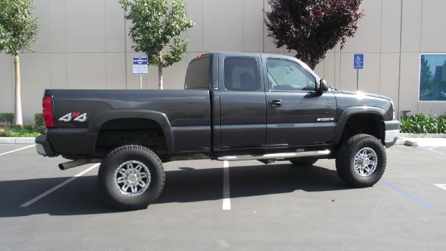 2004 Chevrolet Silverado 2500 - Redlands, CA