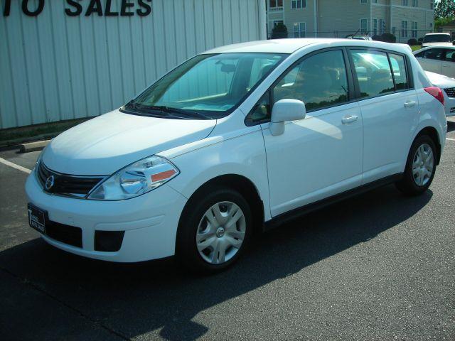 2010 Nissan Versa for sale