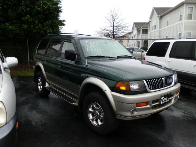 1999 Mitsubishi Montero Sport