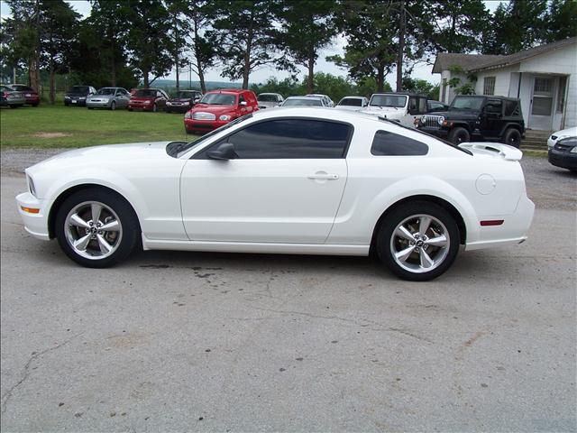 2008 Ford Mustang