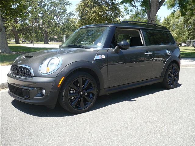 2011 Mini Cooper Clubman for sale